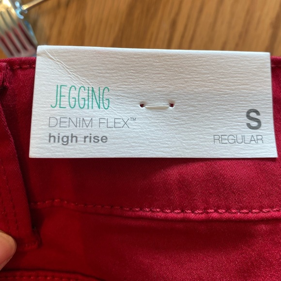 Maurices Red Jeggings - Picture 6 of 6